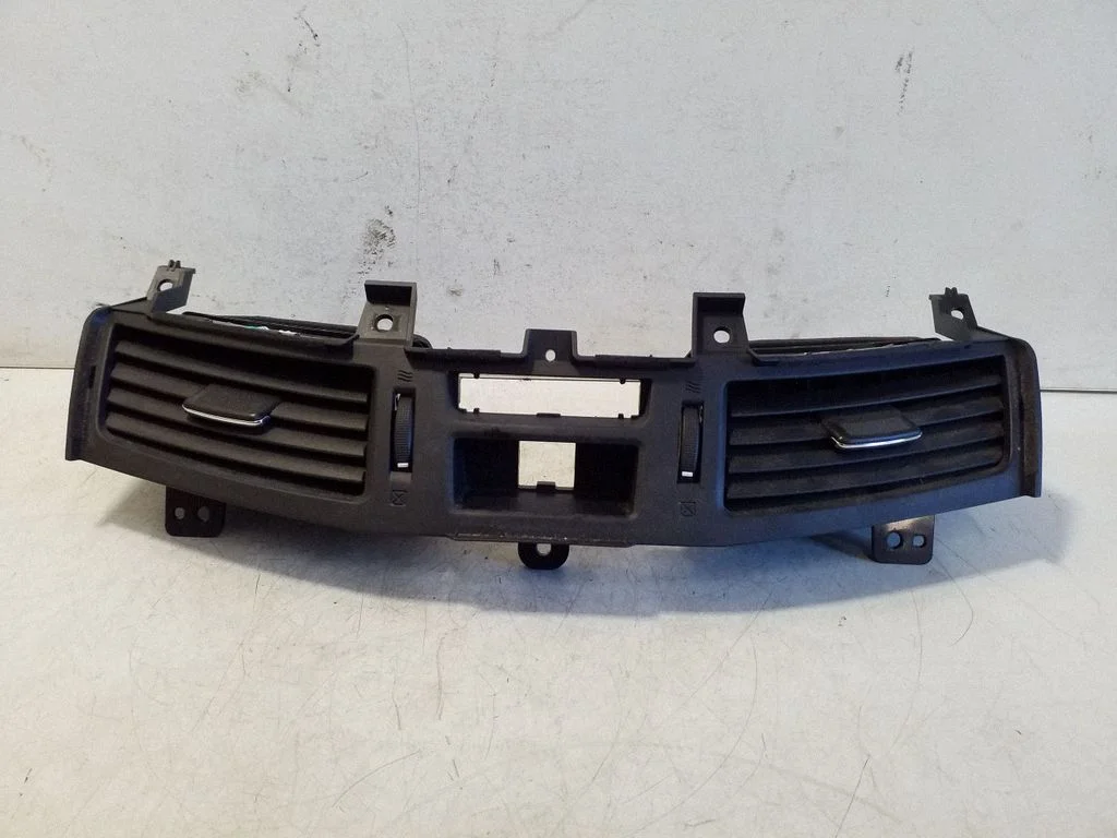 Dash center air vent grill 684114KJ1A