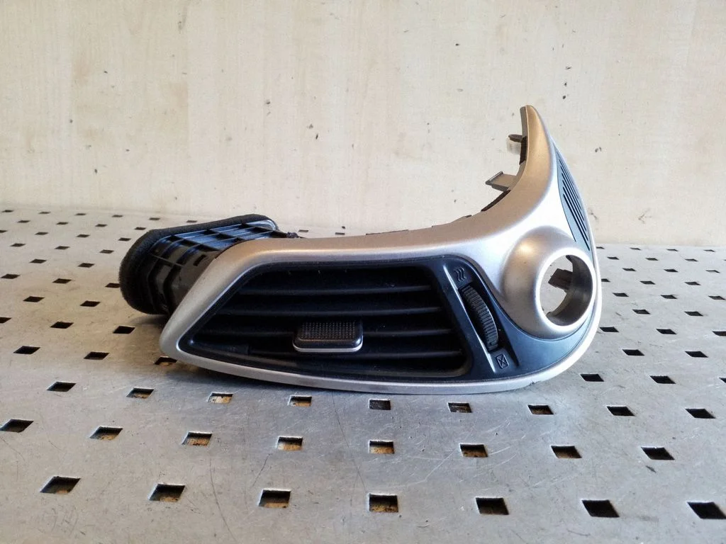 Centrālās gaisa restītes 974202S900