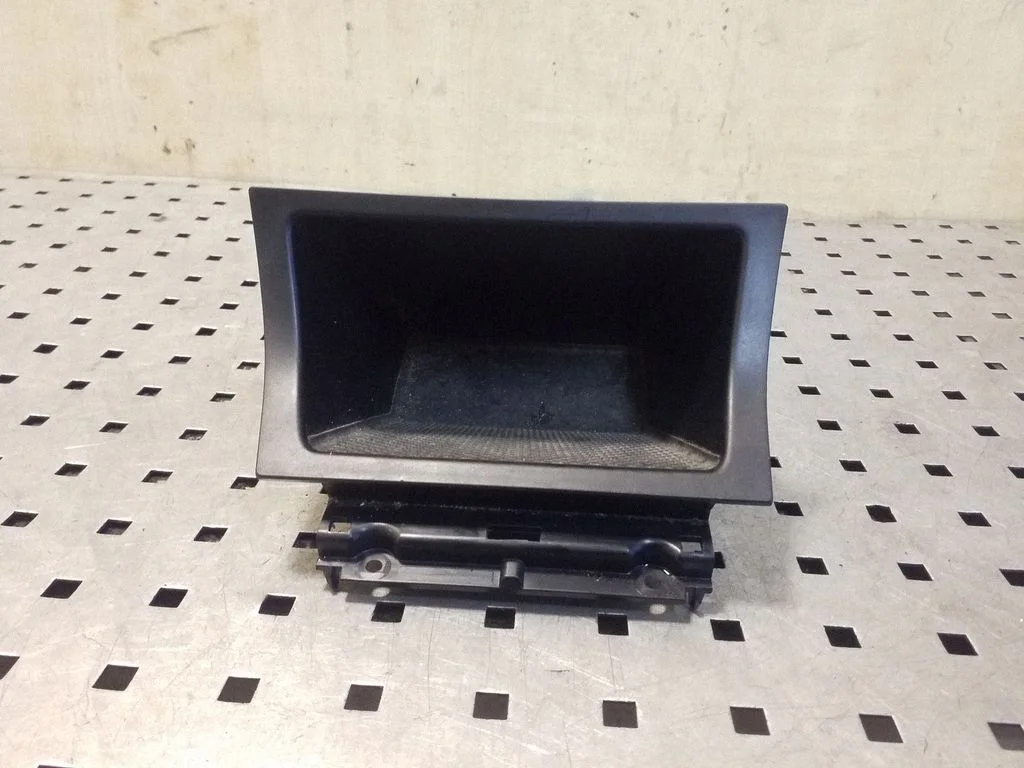 Schowek pasażera 5L2863383B