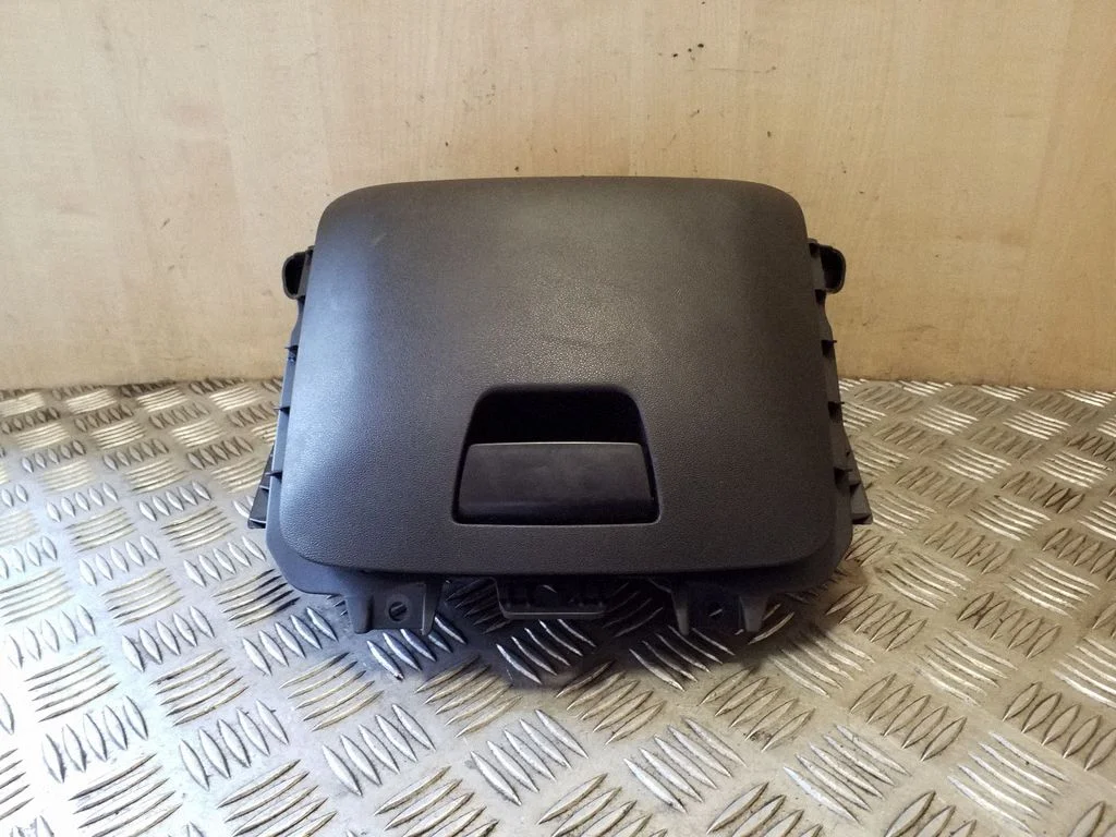 Cimdu nodalījums – Citroen C4 Grand Picasso (2013-2018)