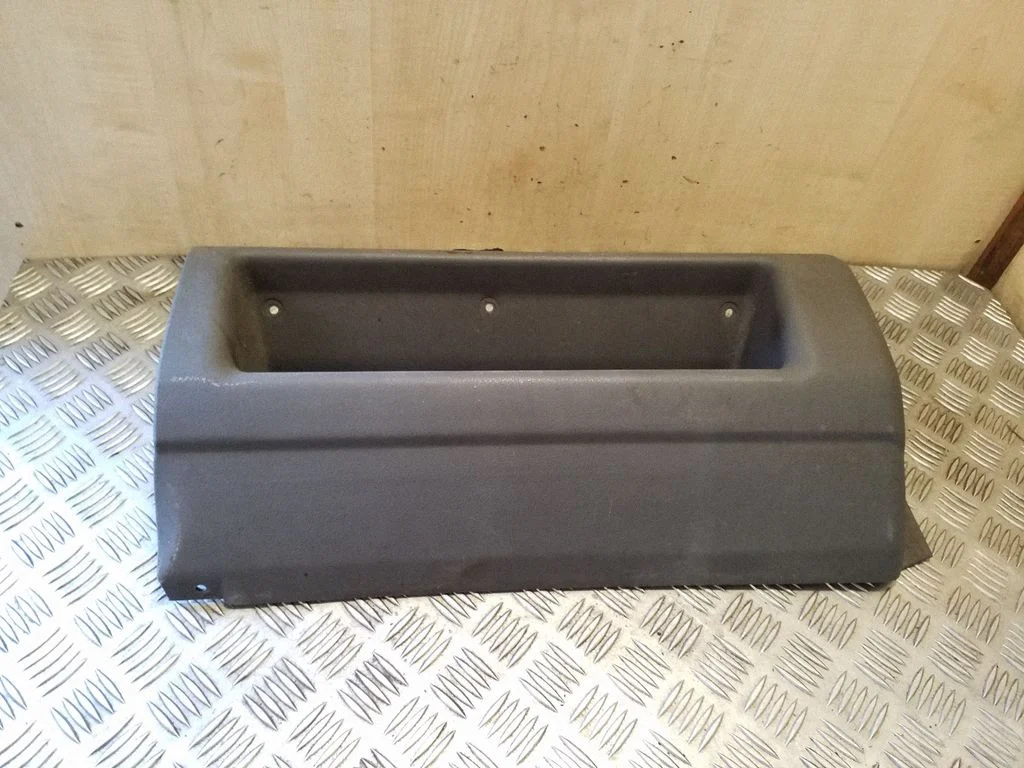 Glove box 705857924