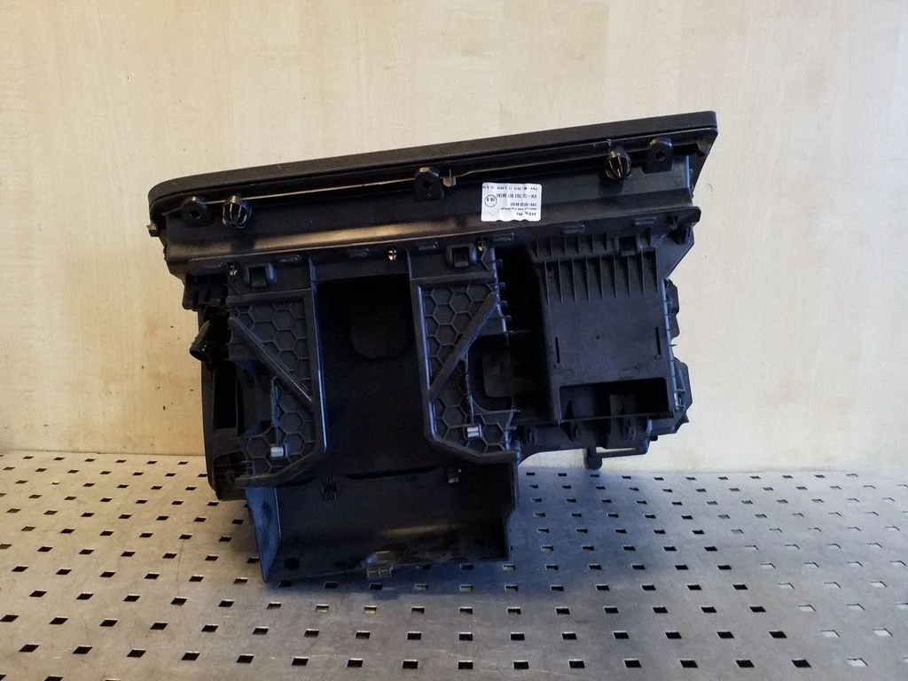 Cimdu nodalījums 3G2857097AC