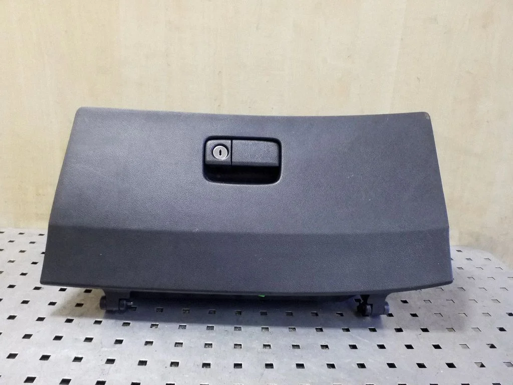Glove box 77500T1GE0