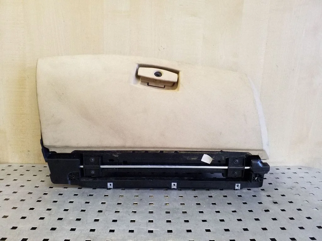 Glove box 51167034080