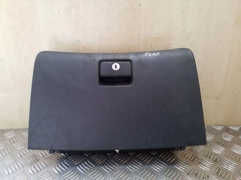 Glove box 5555102060