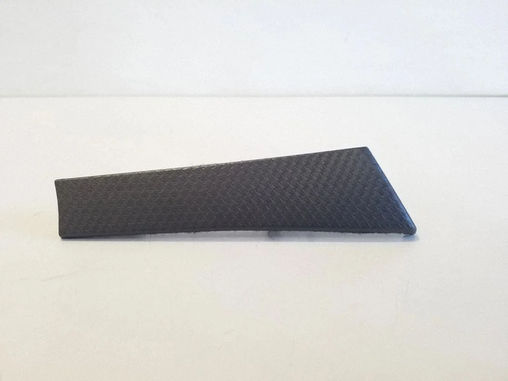 Dashboard glove box trim 83C853242