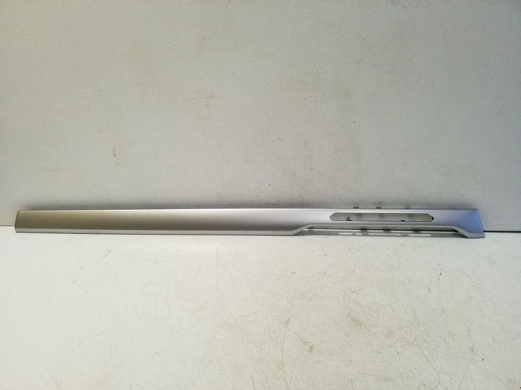 Dashboard glove box trim 3G2853261AB