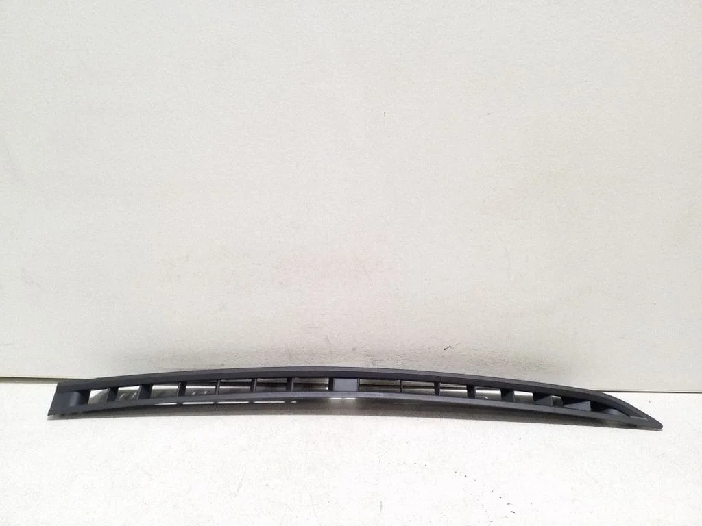 Dashboard air vent grill cover trim 5NA857476