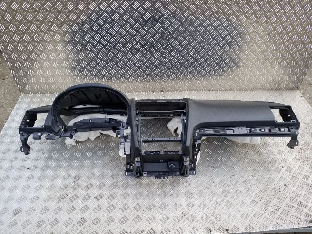 Dashboard 6604FJ010