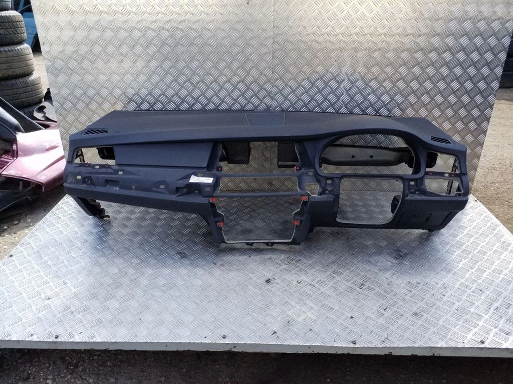 Dashboard 9199083