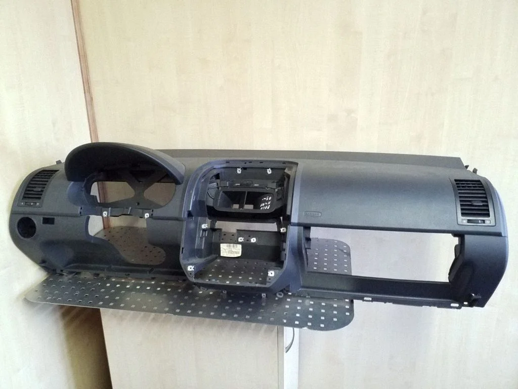 Dashboard 6Q1857001HP
