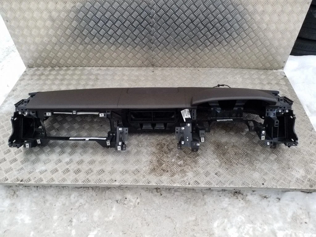 Dashboard 779906040202