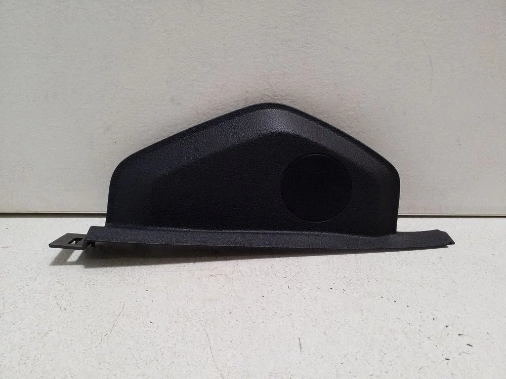 Dashboard side end trim LV4BS044C60AW