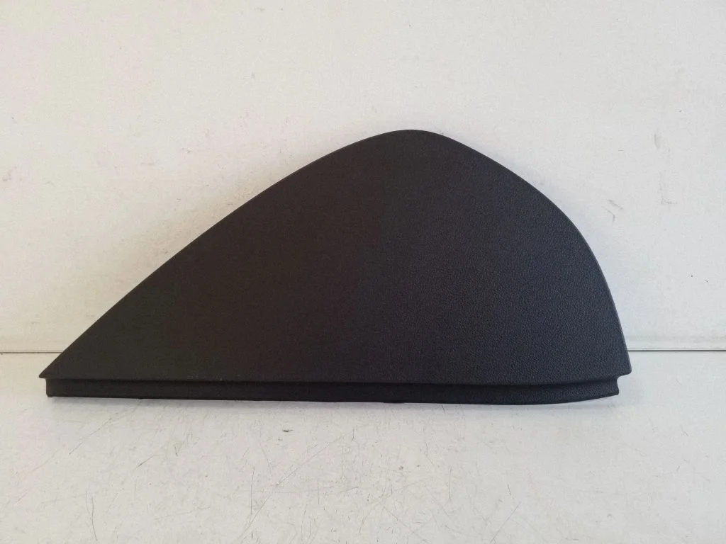 Dashboard side end trim 6R0858248
