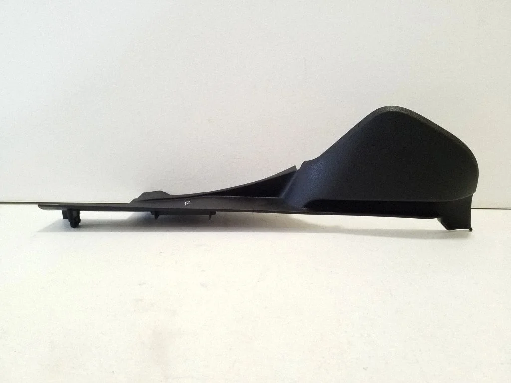 Dashboard side end trim – Ford S-MAX (2006-2015)