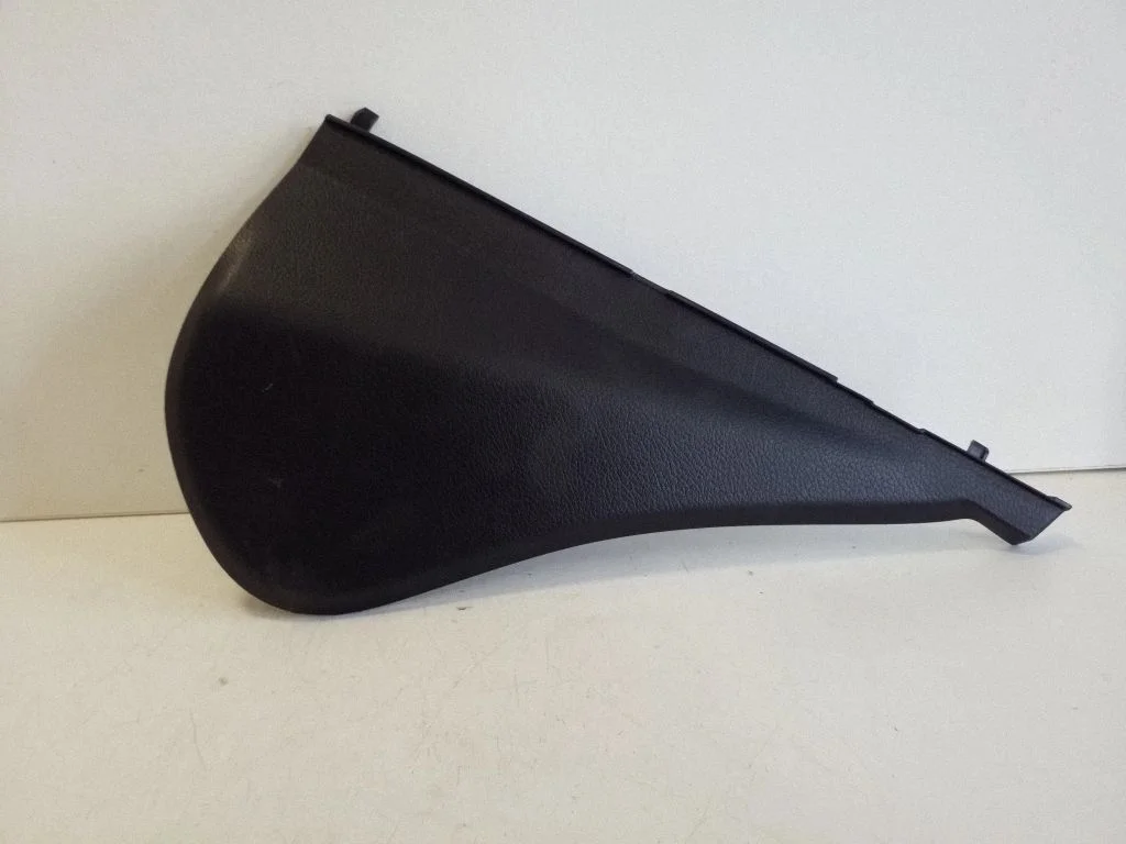 Dashboard side end trim