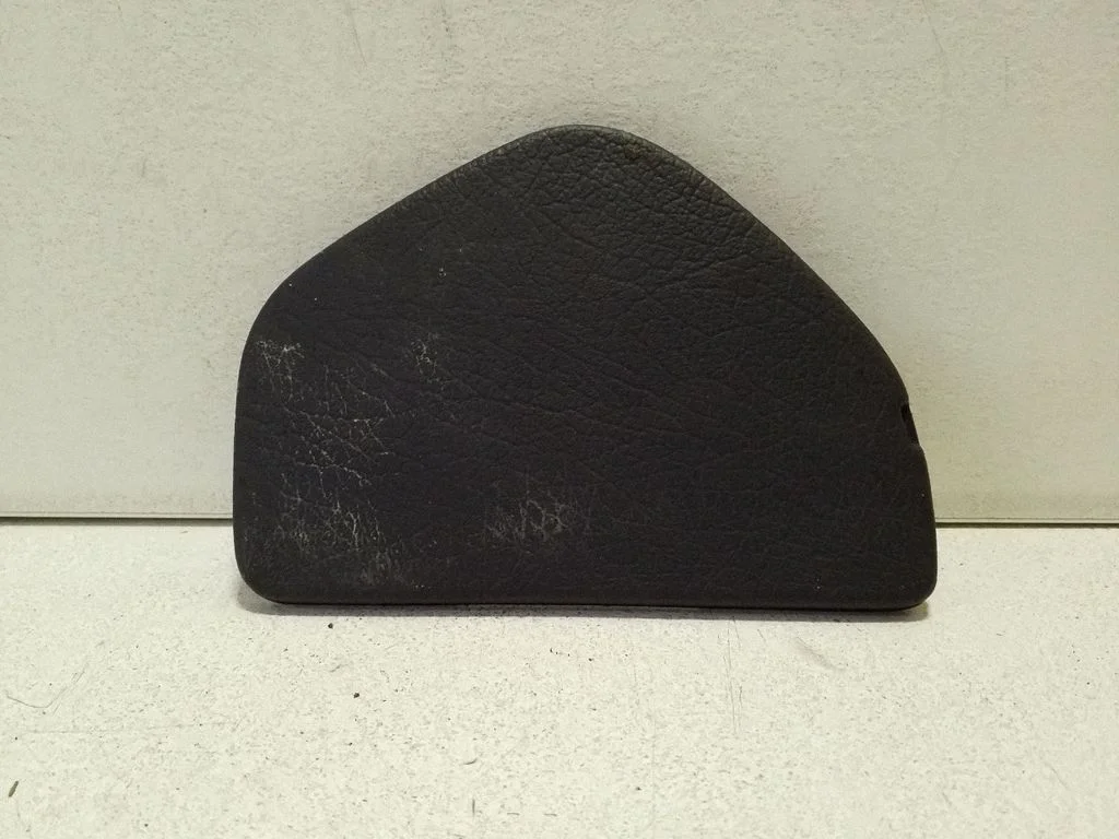 Dashboard side end trim 4A0857085