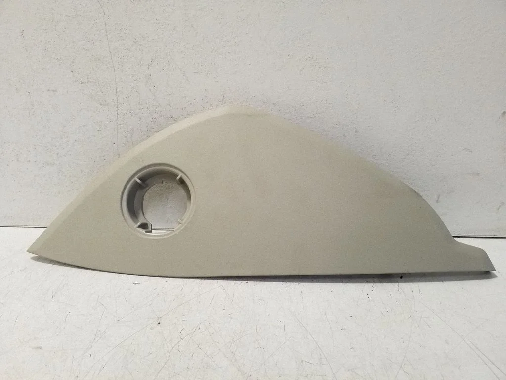 Dashboard side end trim 31363987