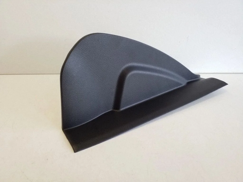 Dashboard side end trim A2546803601