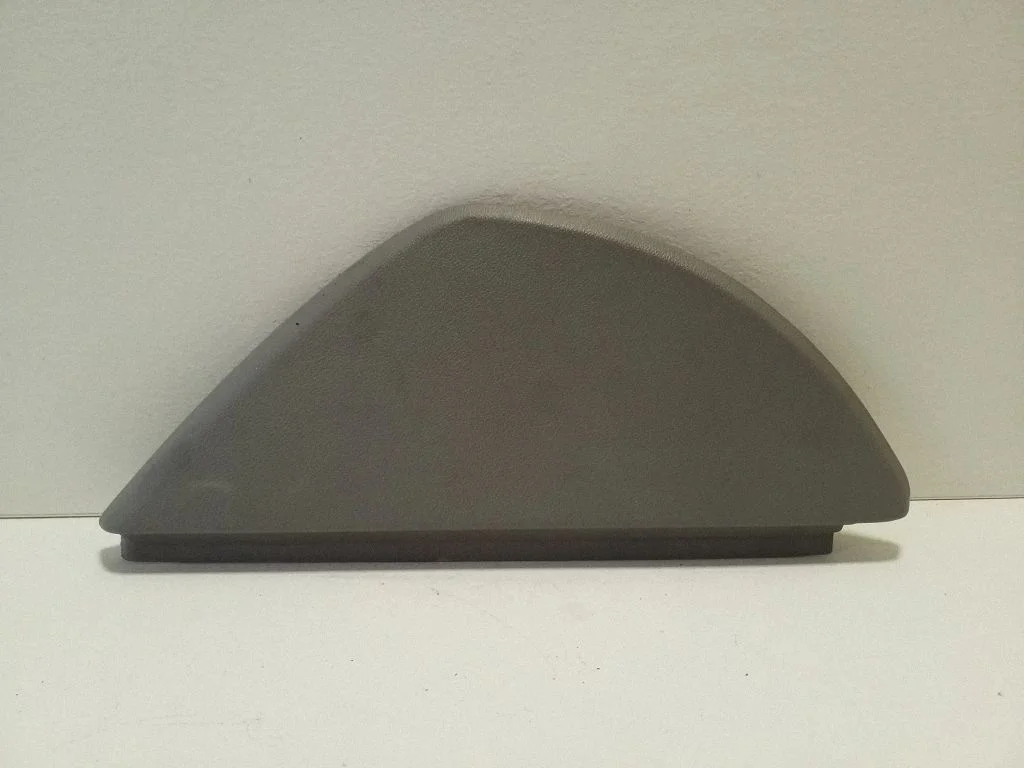 Dashboard side end trim – Volkswagen Transporter - Caravelle T5 (2003-2015)