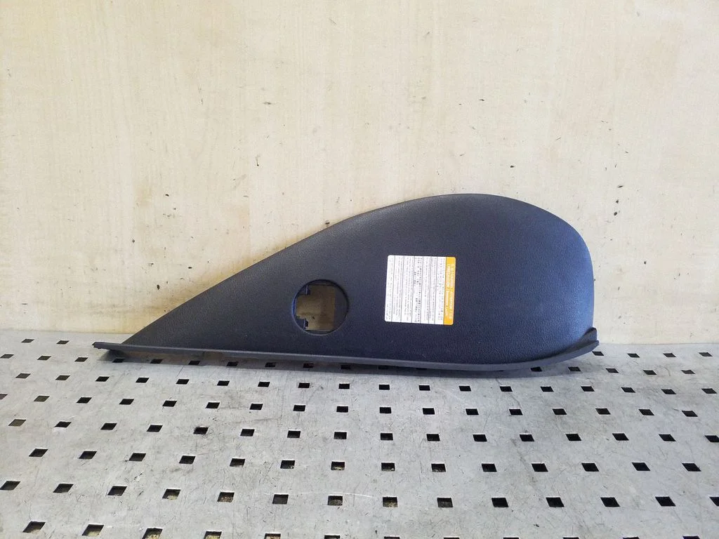 Dashboard side end trim 84768K0100