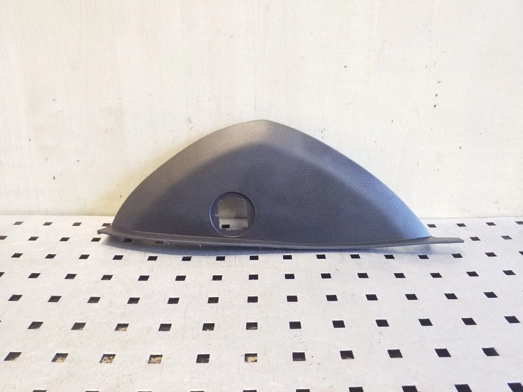 Dashboard side end trim