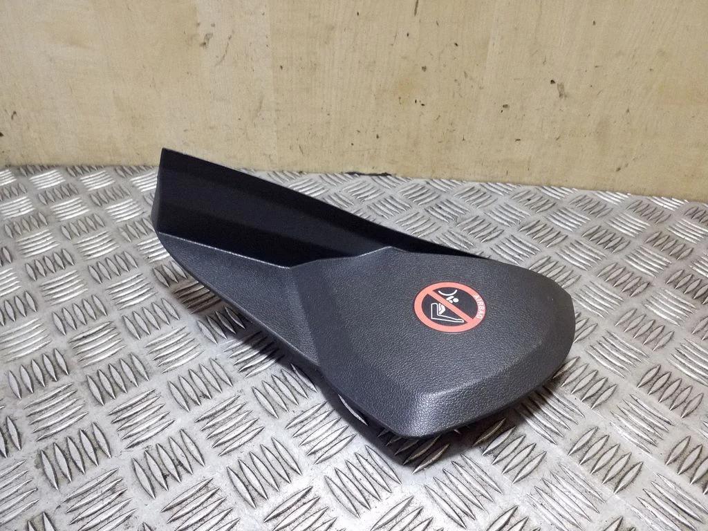 Dashboard side end trim – Ford Mondeo MK IV (2007-2014)