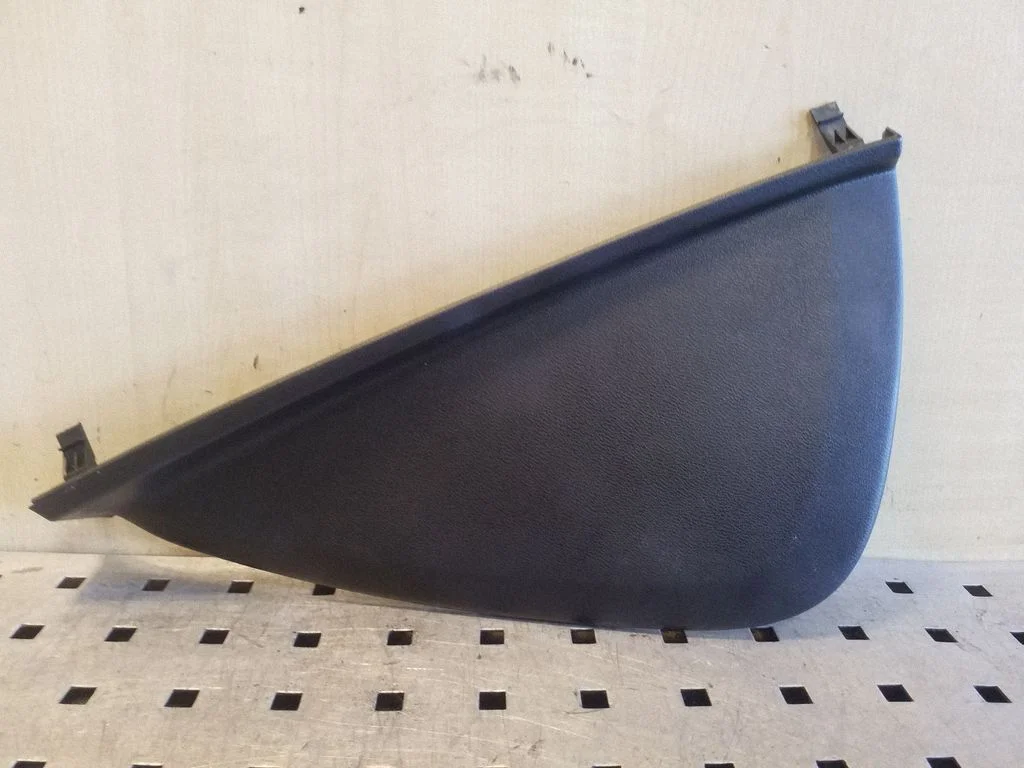 Armatuurlaua külje viimistluspaneel – Seat Altea XL (2004-2015)