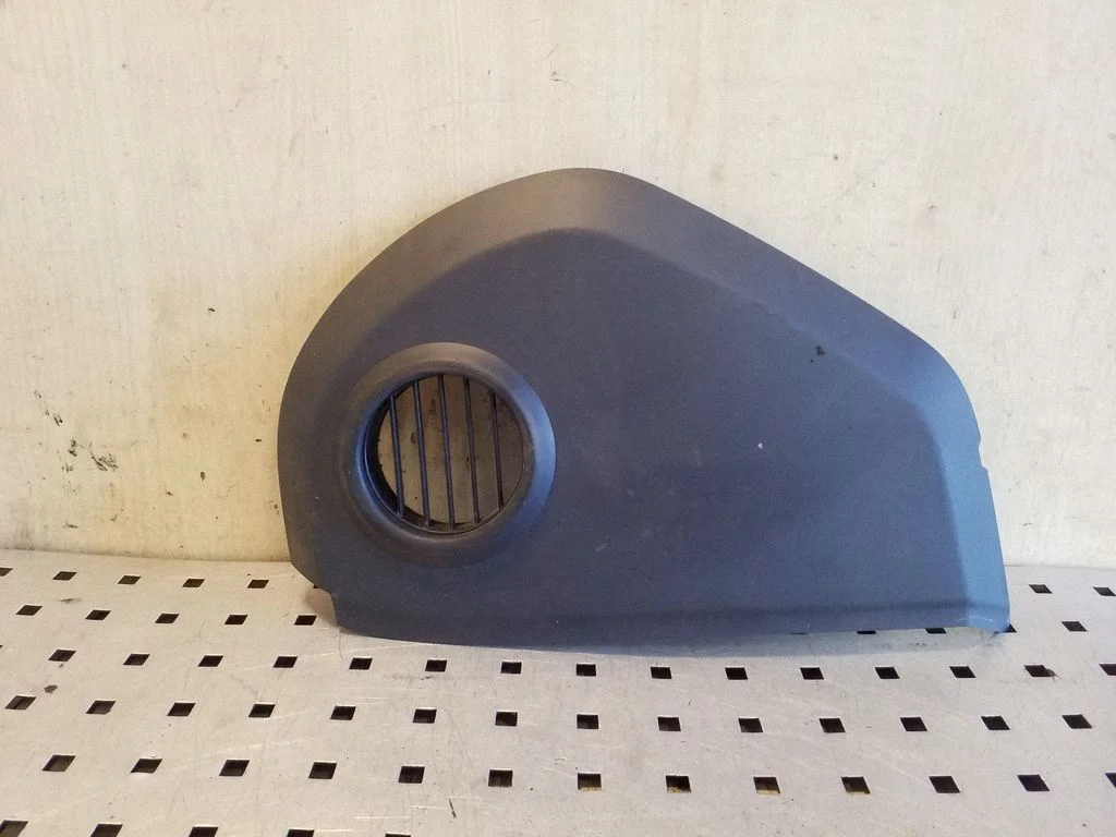 Dashboard side end trim 7L6857175H