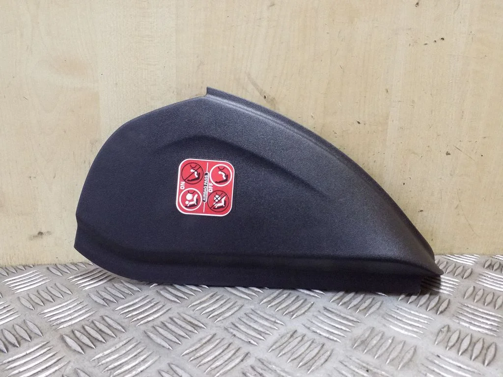 Panel deski rozdzielczej (boczny) 9654935877G