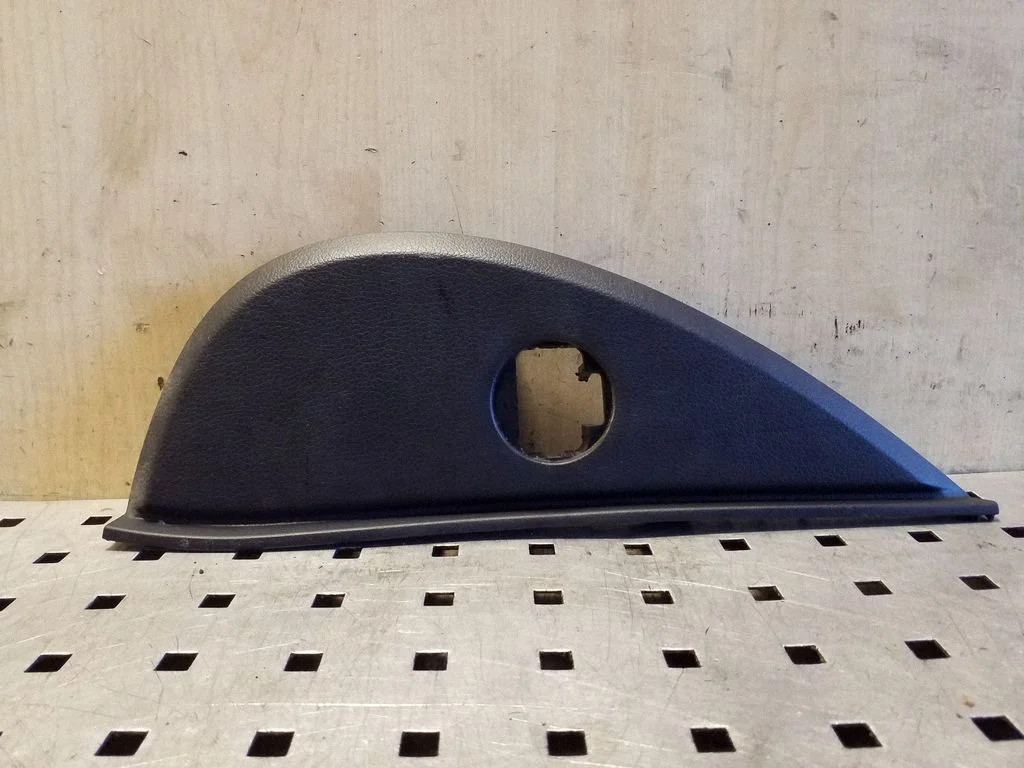 Paneļa apdares panelis (sānu) 847653U010