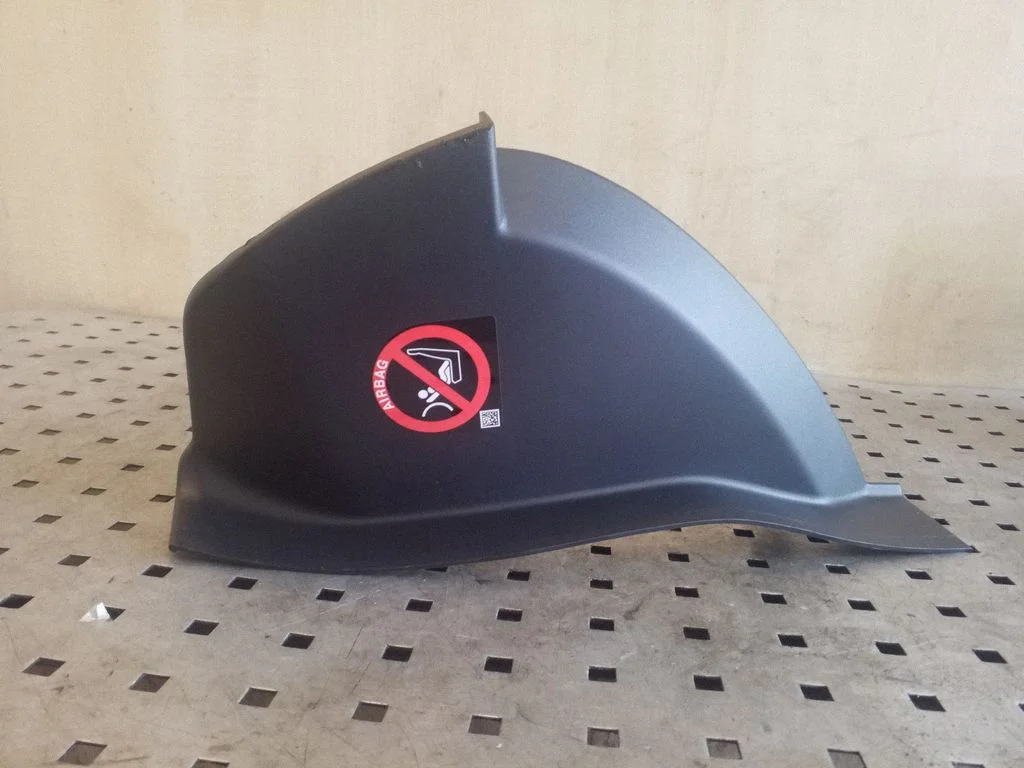 Paneļa apdares panelis (sānu) GX6304480