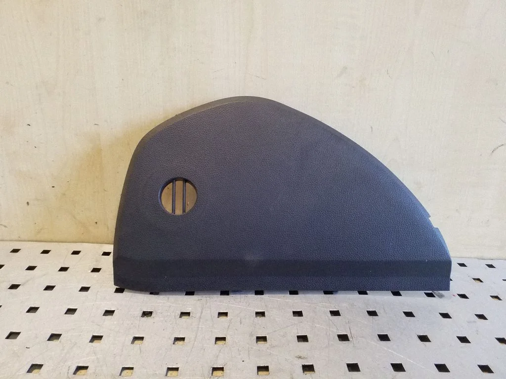Paneļa apdares panelis (sānu) 1Z0857503
