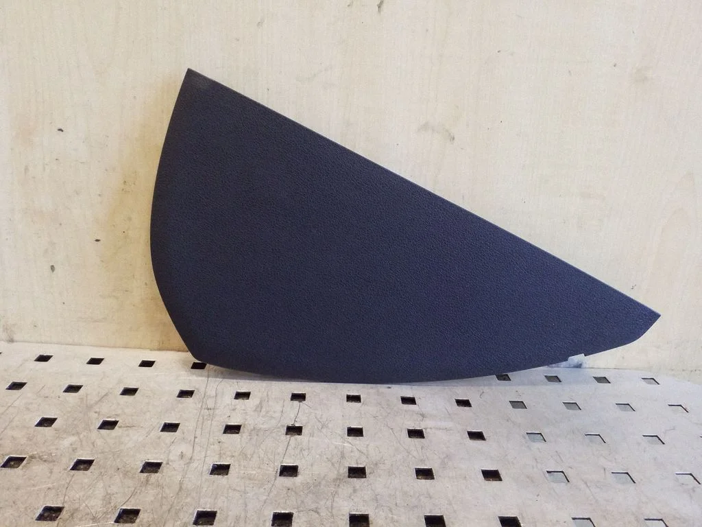 Panel deski rozdzielczej (boczny) 8R0857086B
