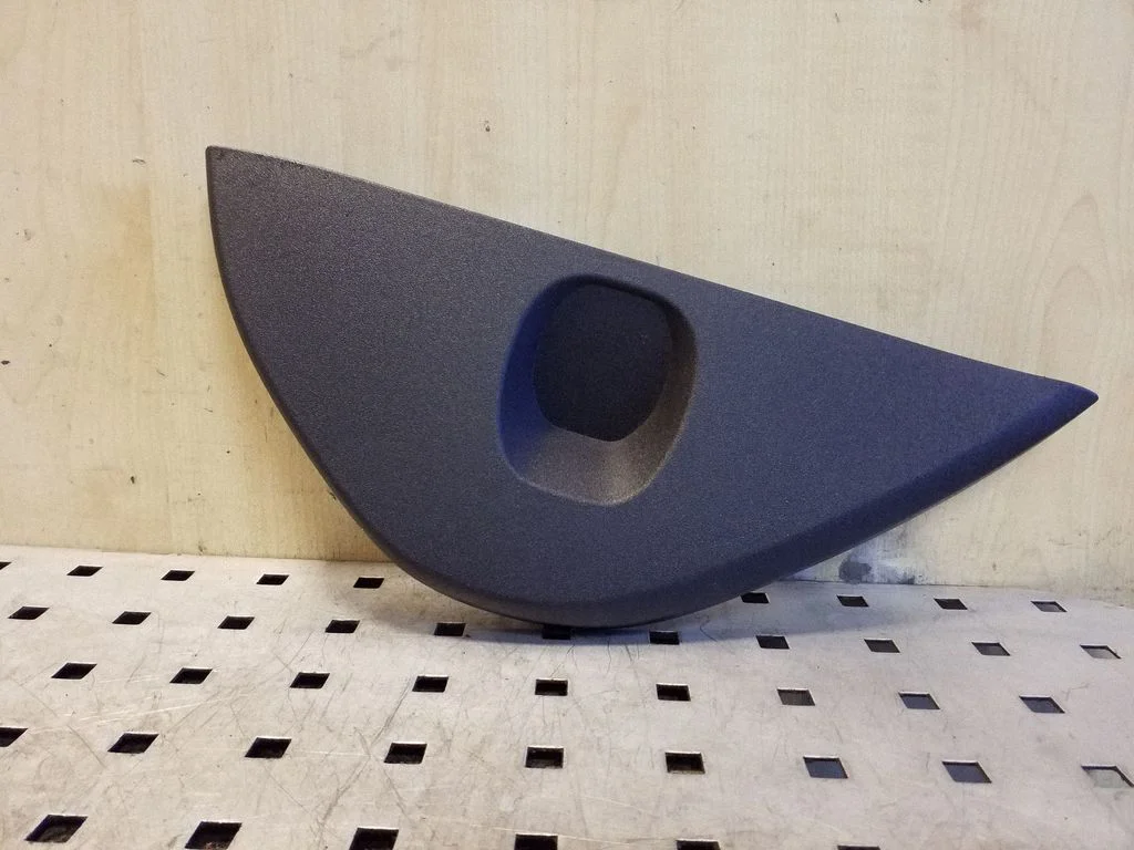 Dashboard side end trim – Volvo XC60 (2009-2013)