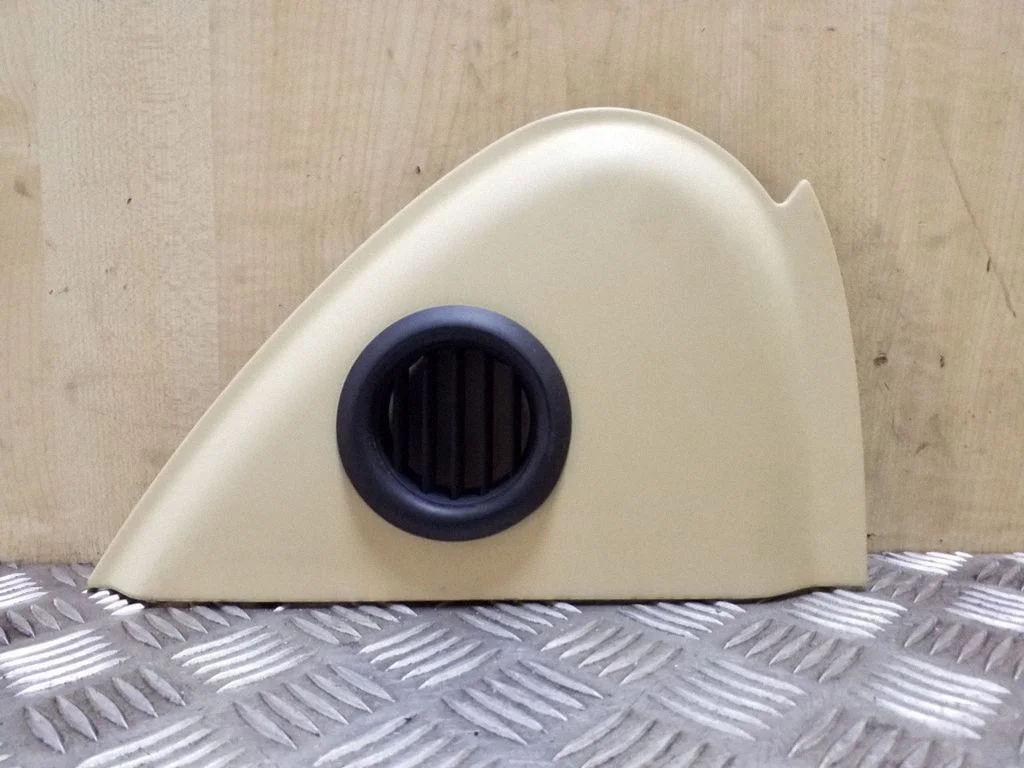 Dashboard side end trim 3D0858036