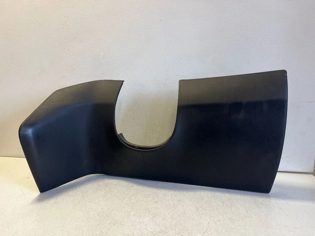 Paneļa apdares panelis (apakšējais) – Tesla Model S (2012-)
