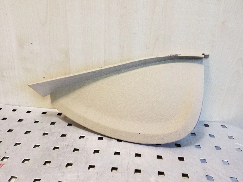 Dashboard side end trim T0027591