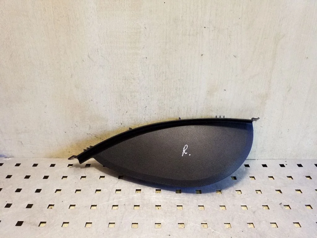 Dashboard side end trim 51457077819
