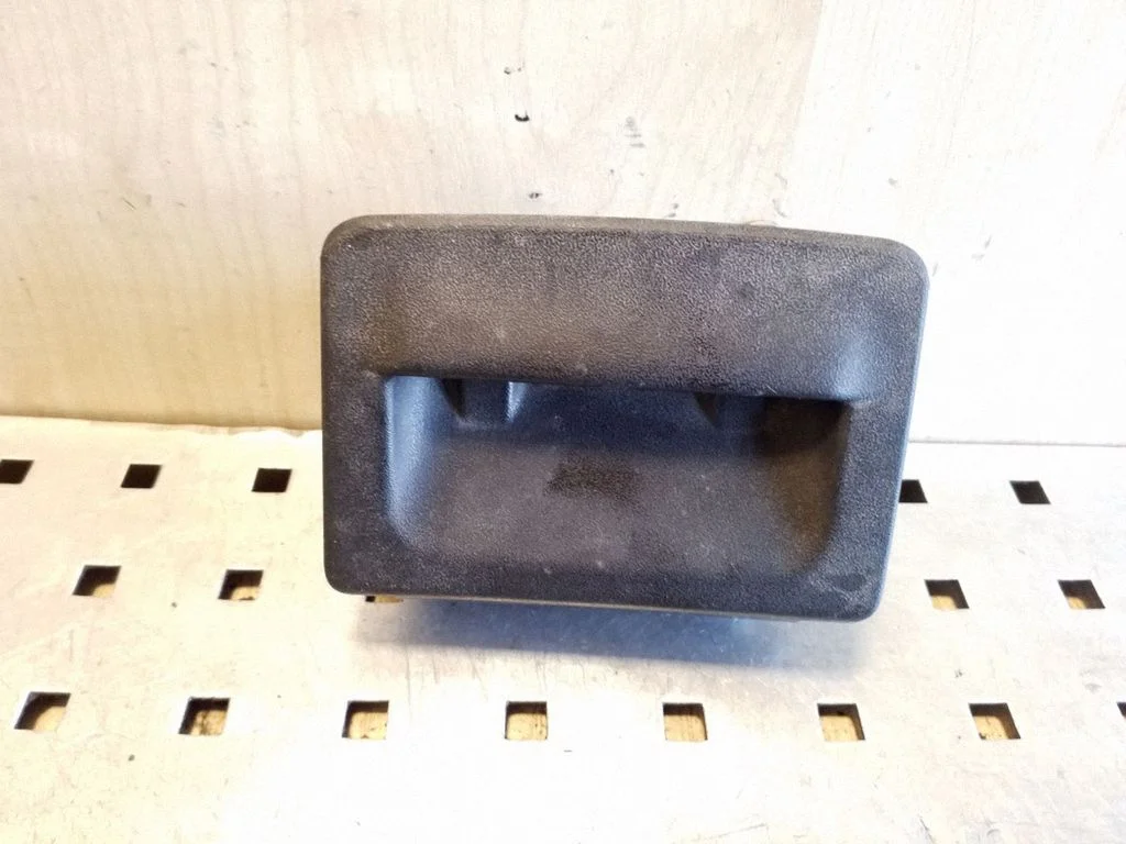 Car ashtray – Mitsubishi Pajero Sport I (1996-2008)