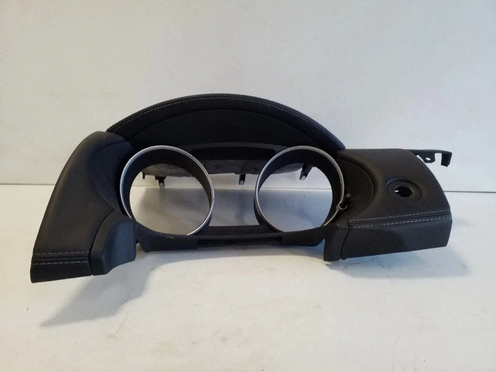 Dashboard trim 8060A088