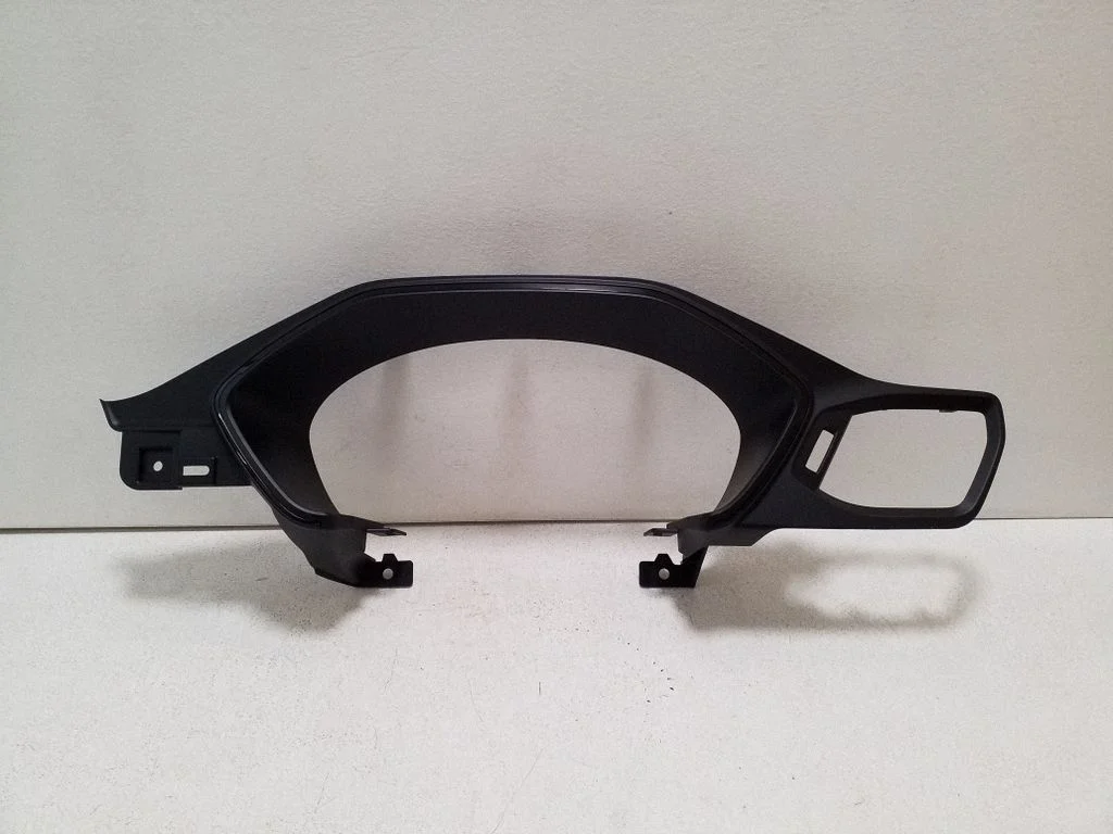Dashboard trim LV4BS044D70HK