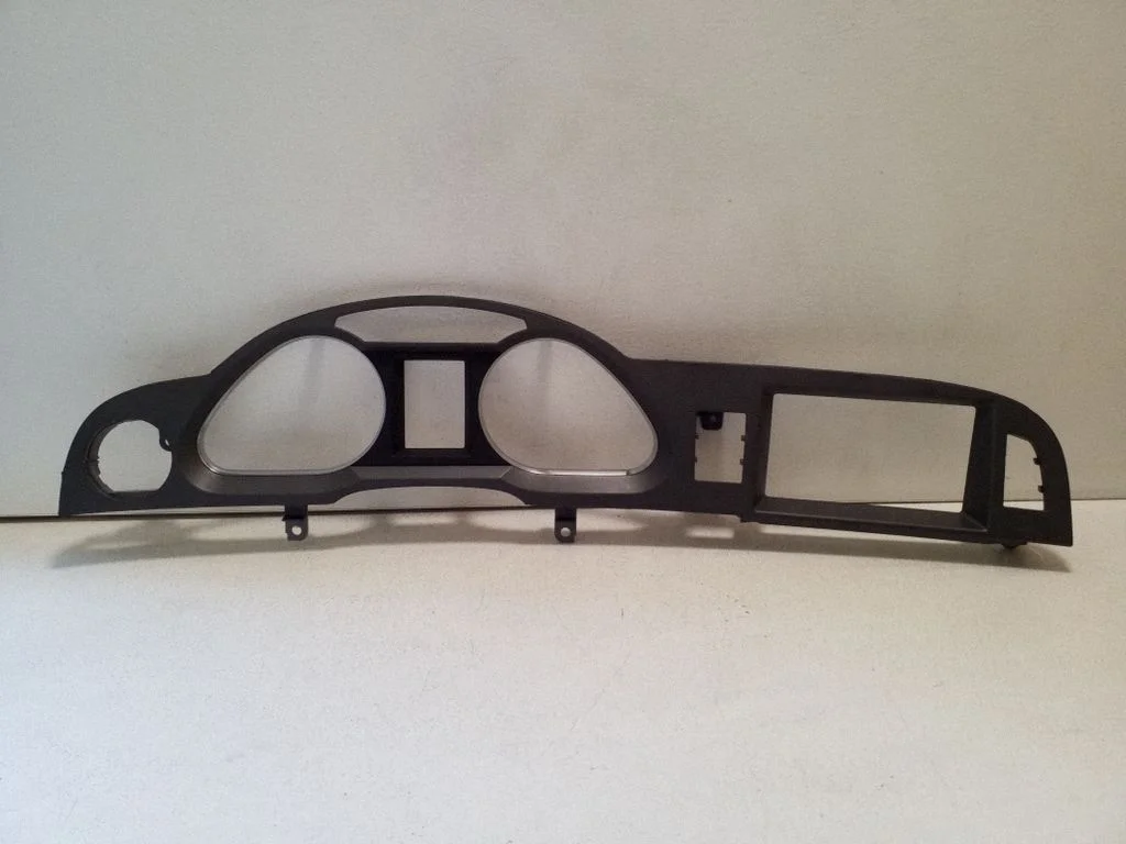 Instrumentu paneļa apdare – Audi A6 Allroad C5 (1999-2005)