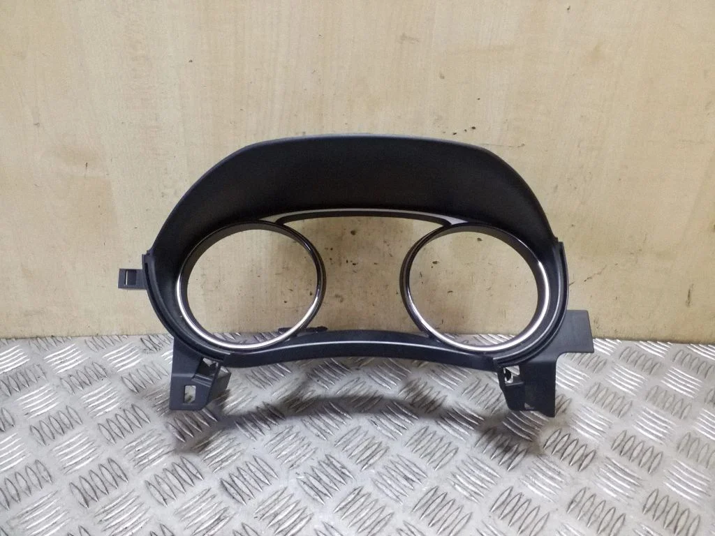 Dashboard trim – Nissan X-Trail T32 (2014-2021)