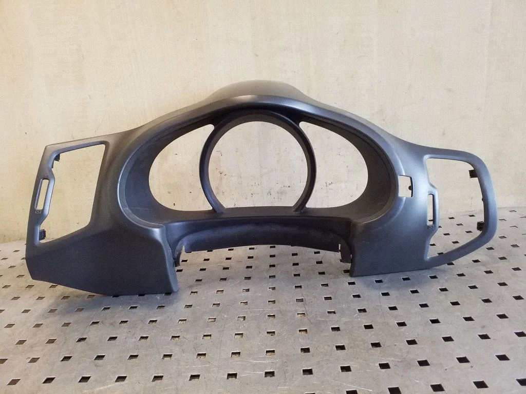 Instrumentu paneļa apdare 848303U900