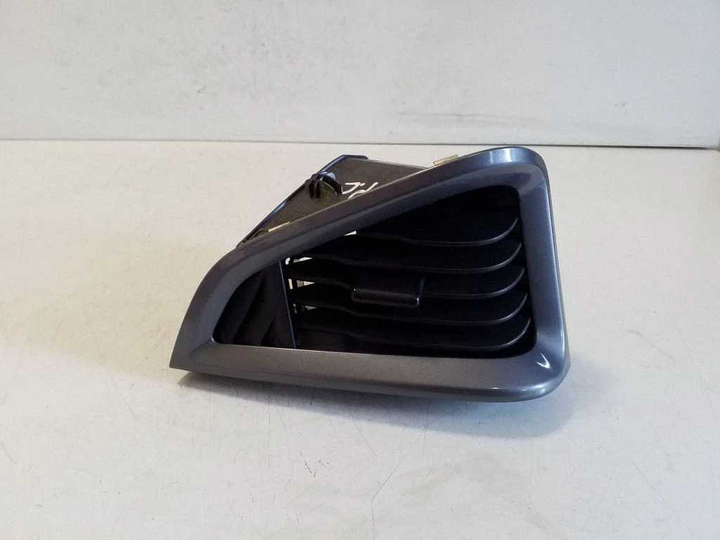 Dashboard side air vent grill/cover trim BK21V018B09