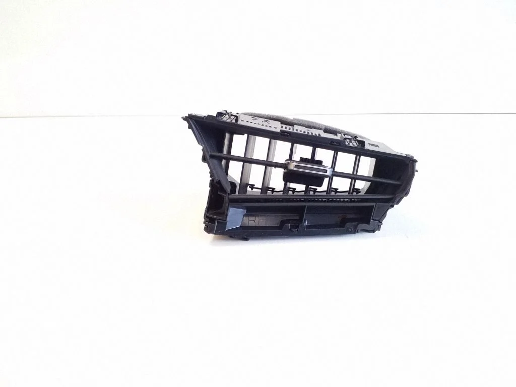 Dashboard side air vent grill/cover trim 5566002510