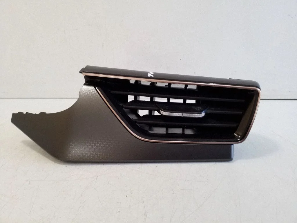 Dashboard side air vent grill/cover trim 655819702K