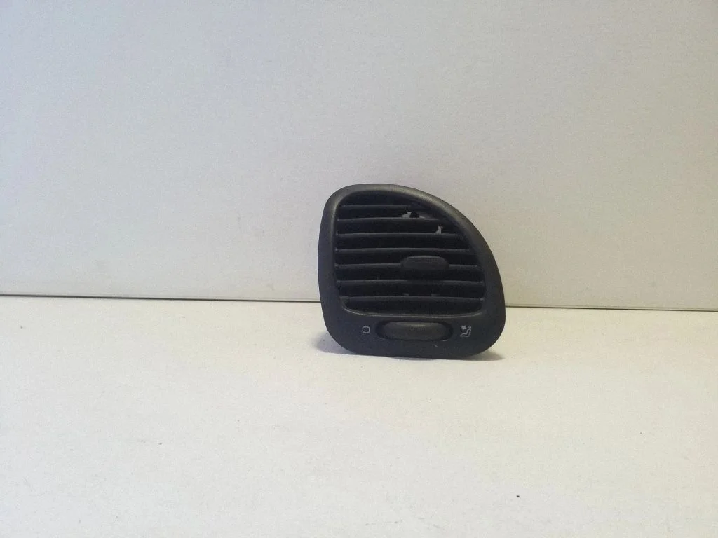 Dashboard side air vent grill/cover trim 7M1819704F