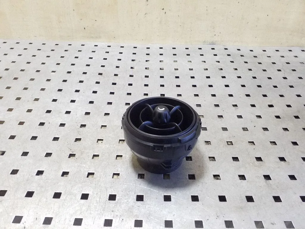Boczne kratki nawiewu 121090210 – Mini Cooper Countryman R60 (2011-2016)